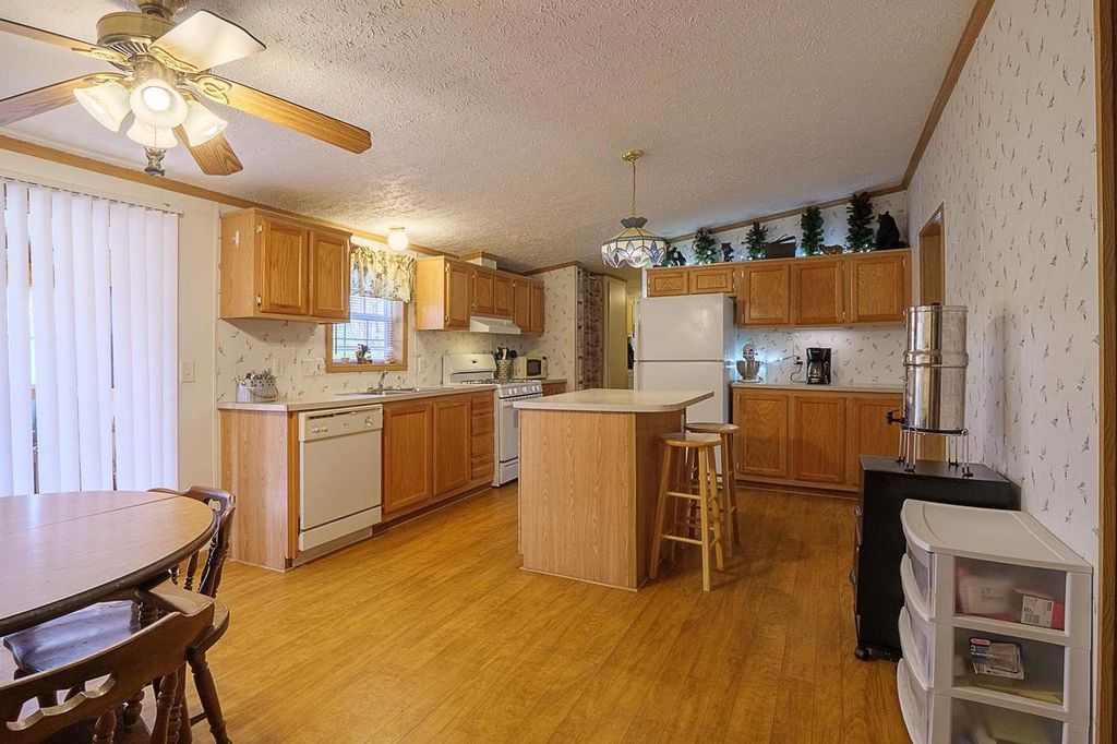 Photo of 16975 Rolling Hills LANE, Lakewood, WI 54138 (MLS # 50317257)
