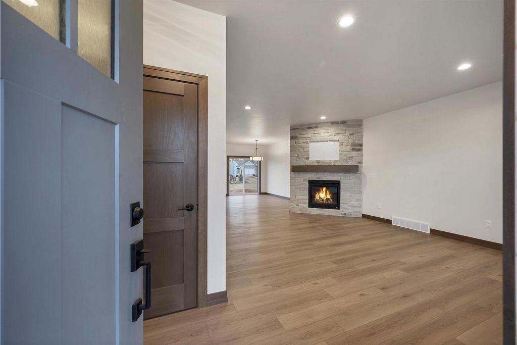 Photo of 2407 Whispering Wind LANE, Green Bay, WI 54303 (MLS # 50321892)