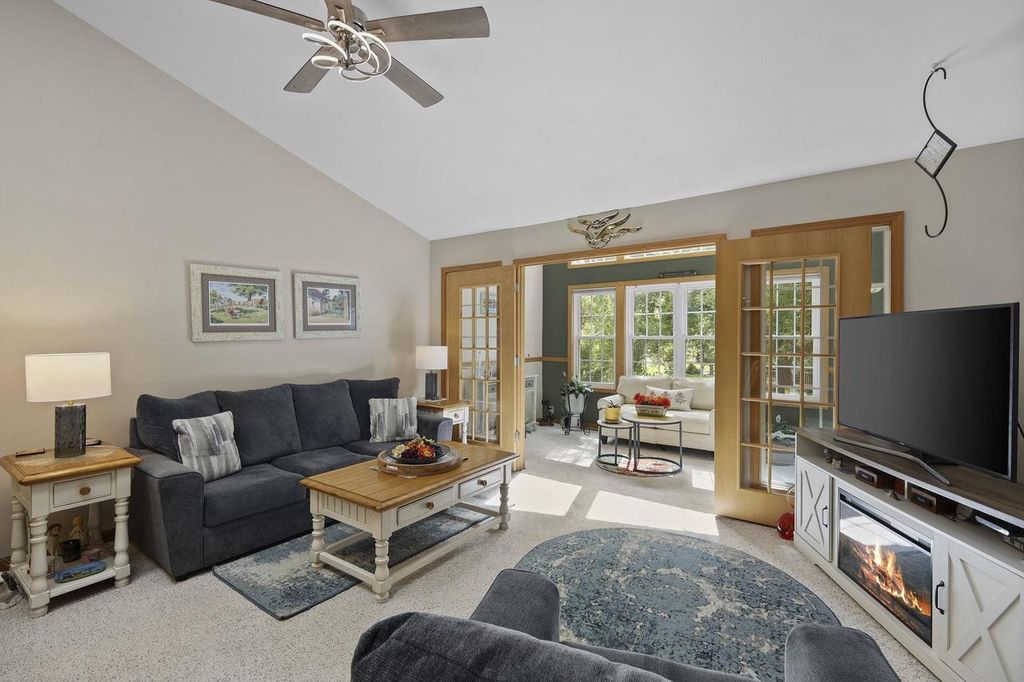 Photo of 6217 Sharpsburg DRIVE, Madison, WI 53718 (MLS # 2023322)