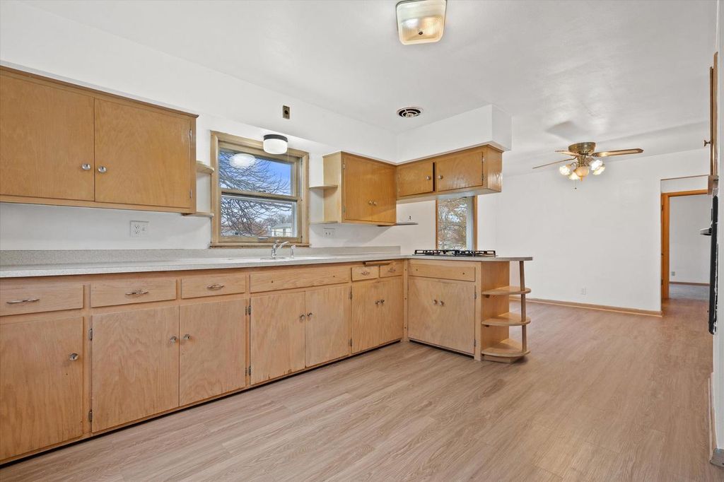 Photo of 4265 S 22nd STREET, Milwaukee, WI 53221 (MLS # 1943432)