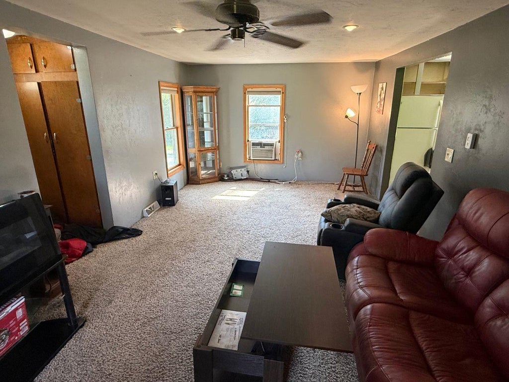 Photo of N10591 Lakeshore ROAD, Clintonville, WI 54929 (MLS # 50331977)