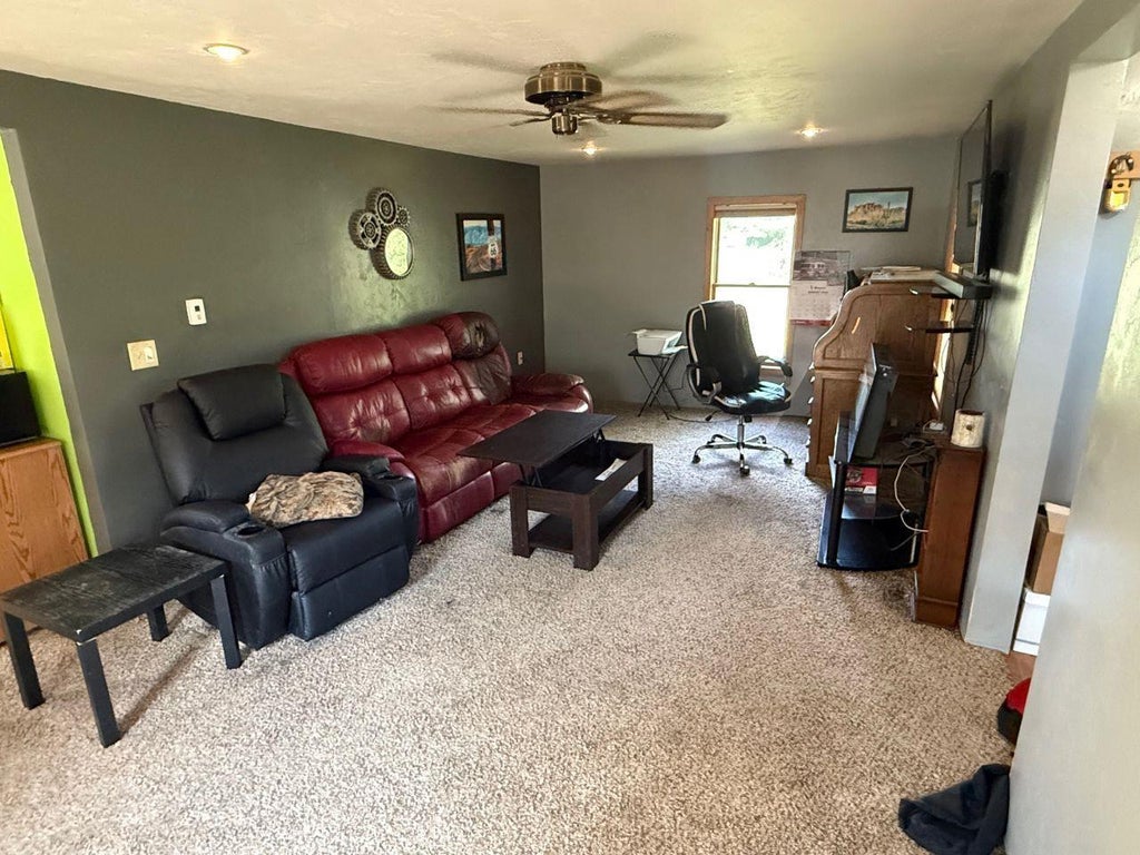 Photo of N10591 Lakeshore ROAD, Clintonville, WI 54929 (MLS # 50331977)