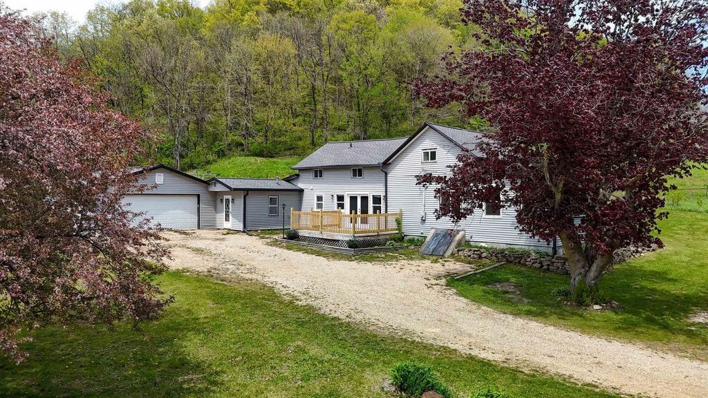 Photo of 27916 Highway 80, Richland Center, WI 53581 (MLS # 2018732)