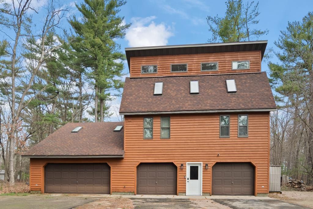 Photo of 2268 E Maple LANE, Waupaca, WI 54981 (MLS # 50323878)