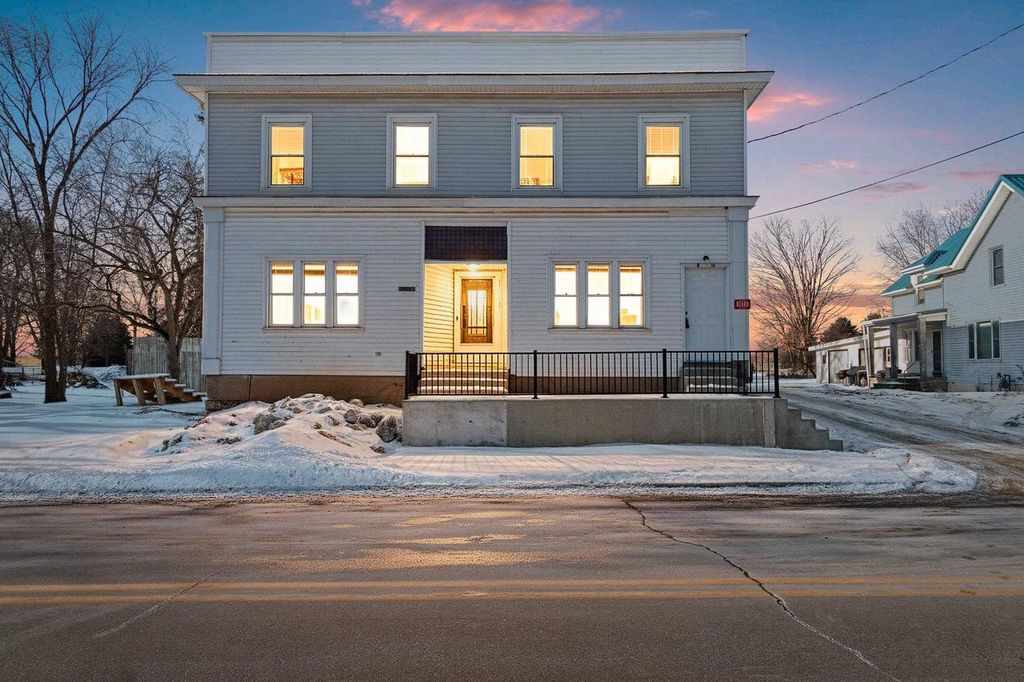 Photo of 8268 Cth W, Greenleaf, WI 54126 (MLS # 50320770)