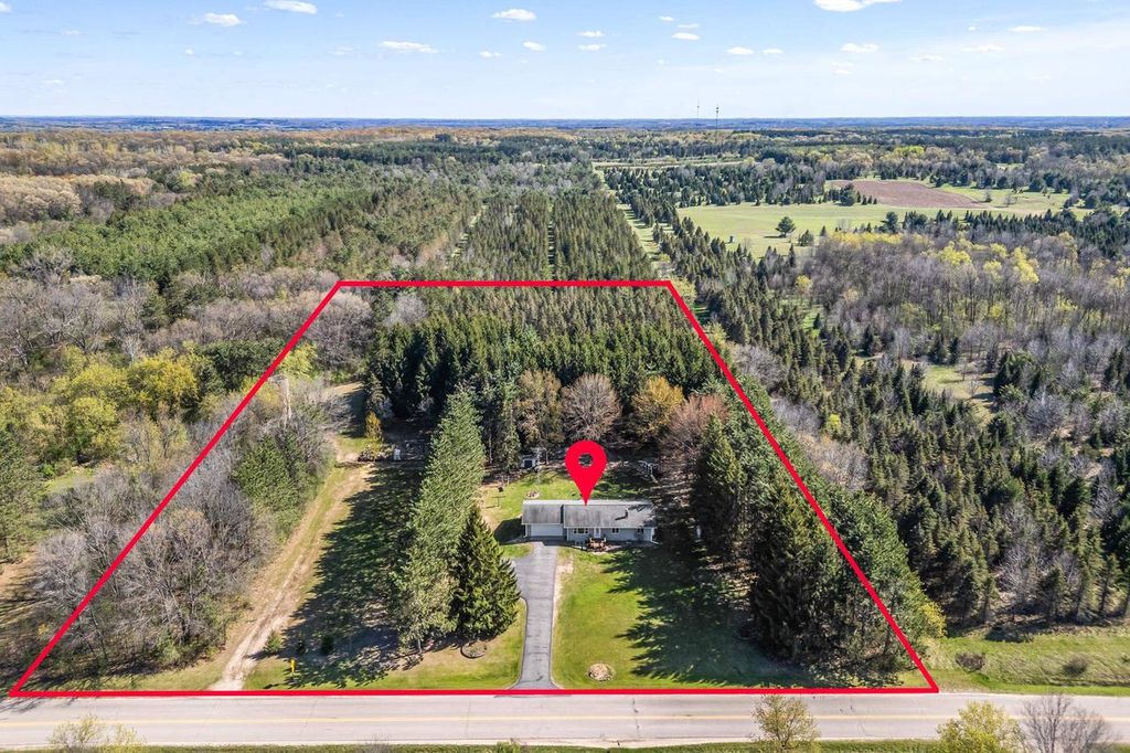 Photo of N3942 County Road MM, Wautoma, WI 54982 (MLS # 2023712)