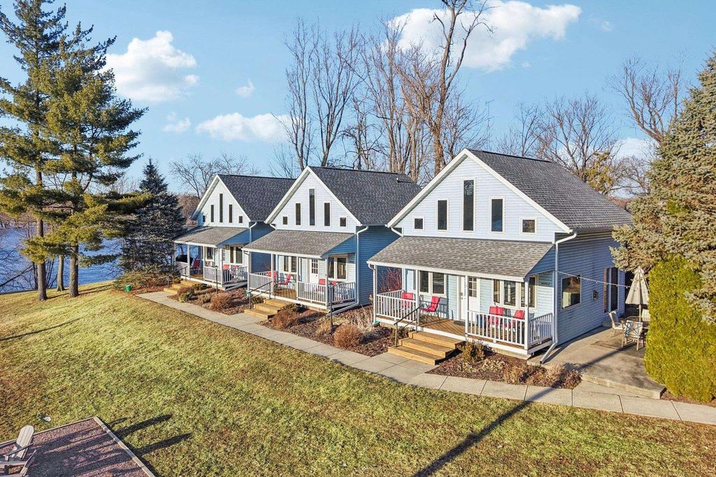 Photo of W9348-W9350 County Road V, Poynette, WI 53955 (MLS # 2018413)