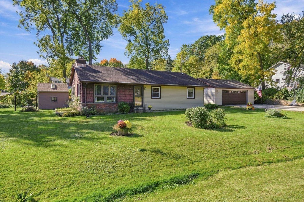 Photo of S70W19161 Wentland DRIVE, Muskego, WI 53150 (MLS # 1983040)