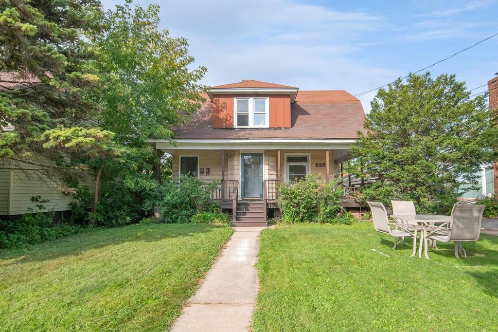 Photo of 828 Mather STREET, Green Bay, WI 54303 (MLS # 50322143)