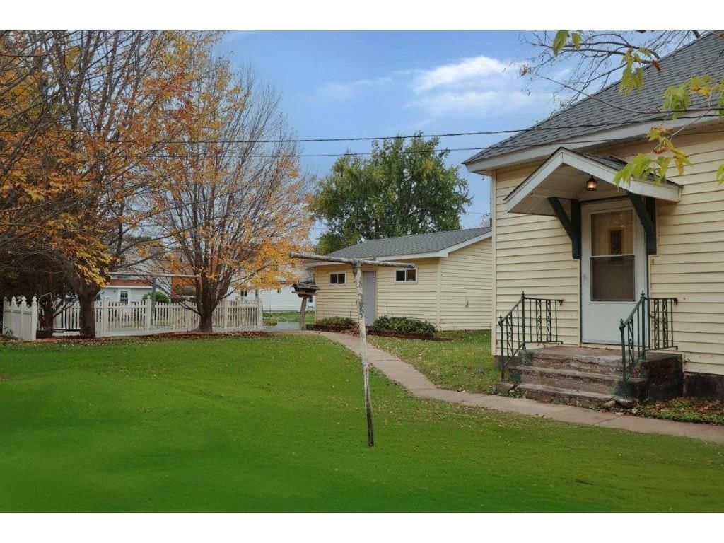 Photo of 516 Lake AVENUE, Ladysmith, WI 54848 (MLS # 6806414)