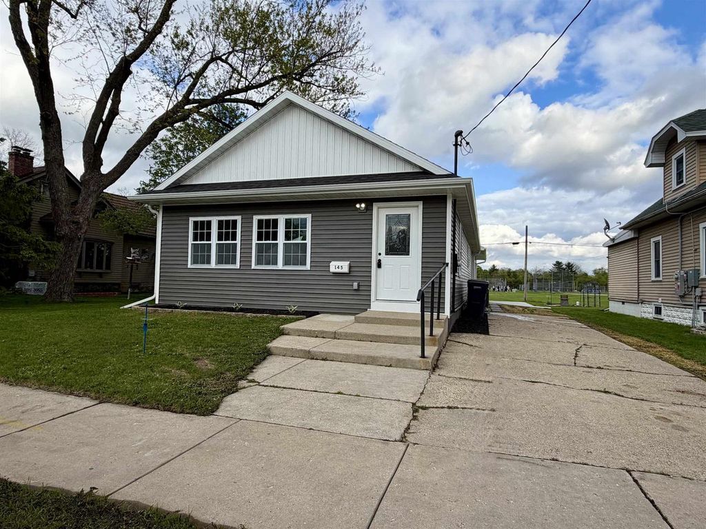 Photo of 145 S Randall AVENUE, Janesville, WI 53545 (MLS # 2022030)