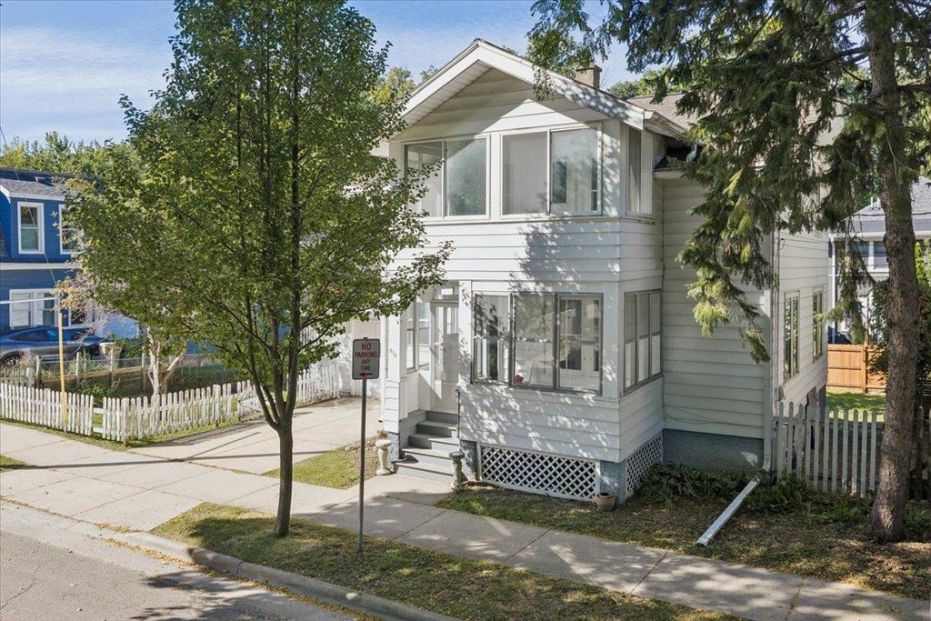 Photo of 518 Wingra STREET, Madison, WI 53715 (MLS # 2032763)