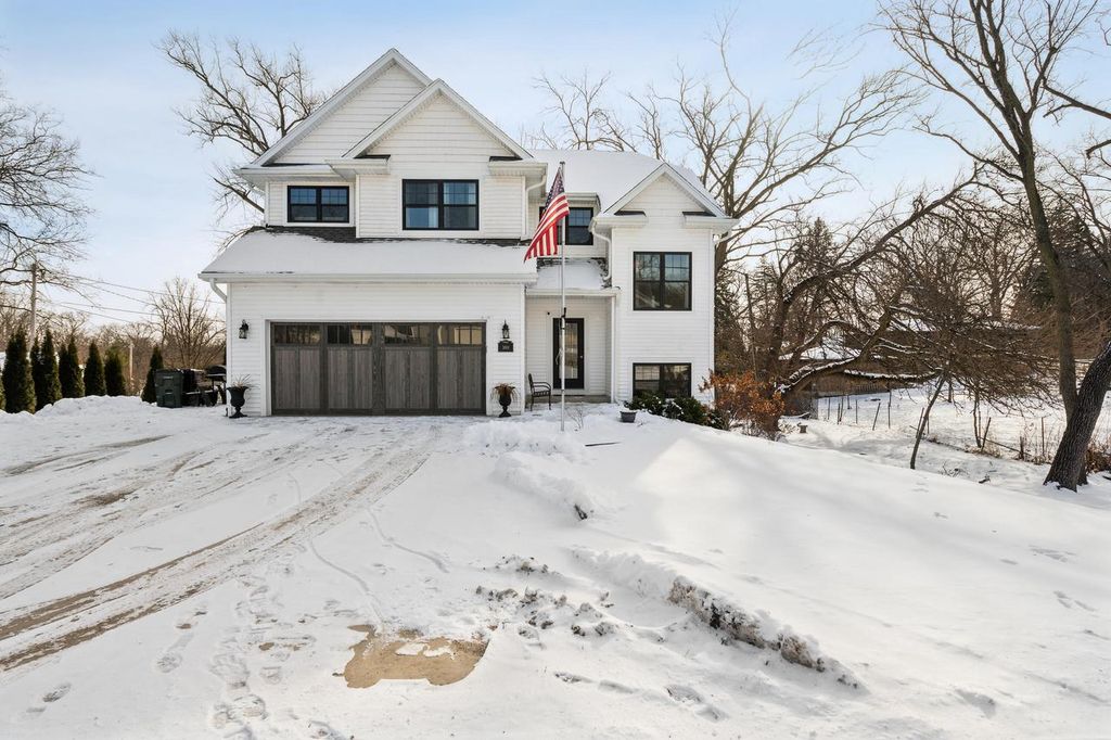 Photo of W3801 Woodland DRIVE, Lake Geneva, WI 53147 (MLS # 1948009)