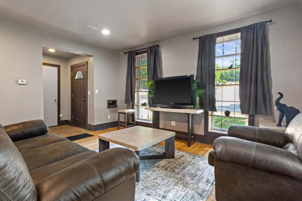 Photo of 574 S Main STREET, Janesville, WI 53545 (MLS # 2029135)