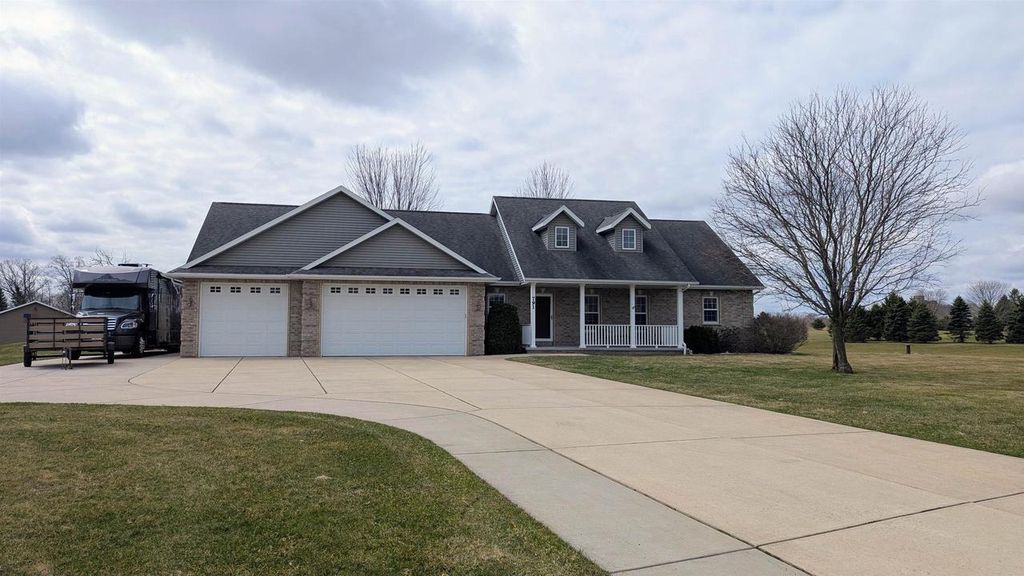 Photo of W791 River Forest DRIVE, Kaukauna, WI 54130 (MLS # 50323530)