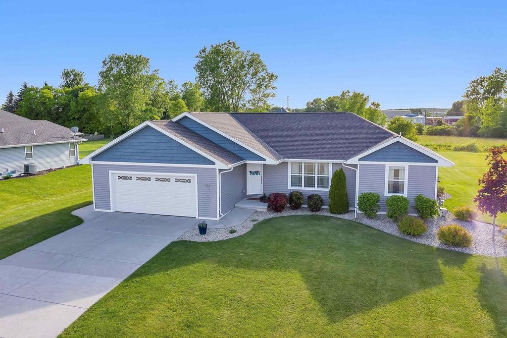 Photo of 553 Dove LANE, Oconto Falls, WI 54154 (MLS # 50322547)