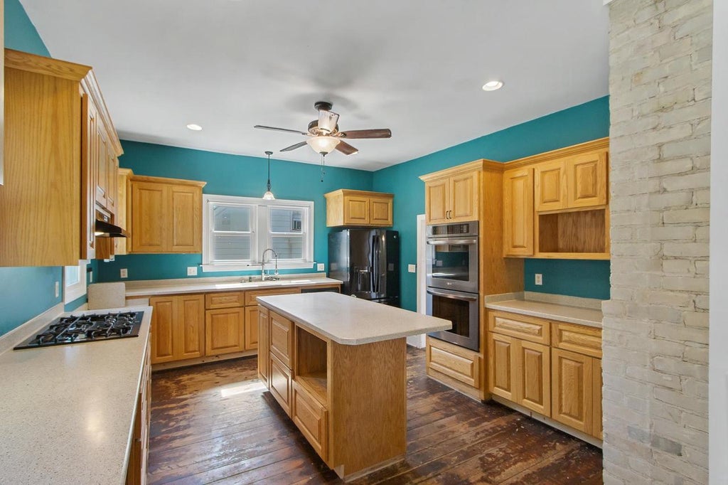 Photo of 821 Ash STREET, Baraboo, WI 53913 (MLS # 2032750)