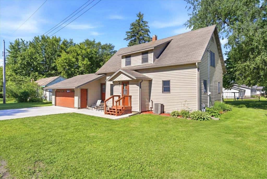 Photo of 221 Sprague AVENUE, Prairie Farm, WI 54762 (MLS # 1602520)