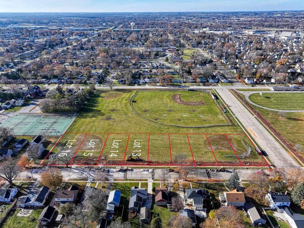 Photo of 735 Reed STREET, Neenah, WI 54956 (MLS # 50318675)