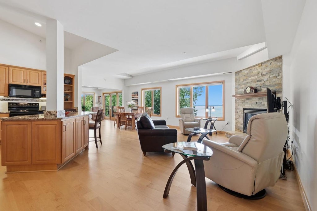 Photo of 4101 MONONA DRIVE #404, Monona, WI 53716 (MLS # 2032343)