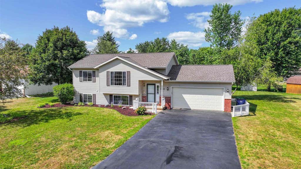 Photo of 2602 Country Creek LANE, Weston, WI 54476 (MLS # 22604037)