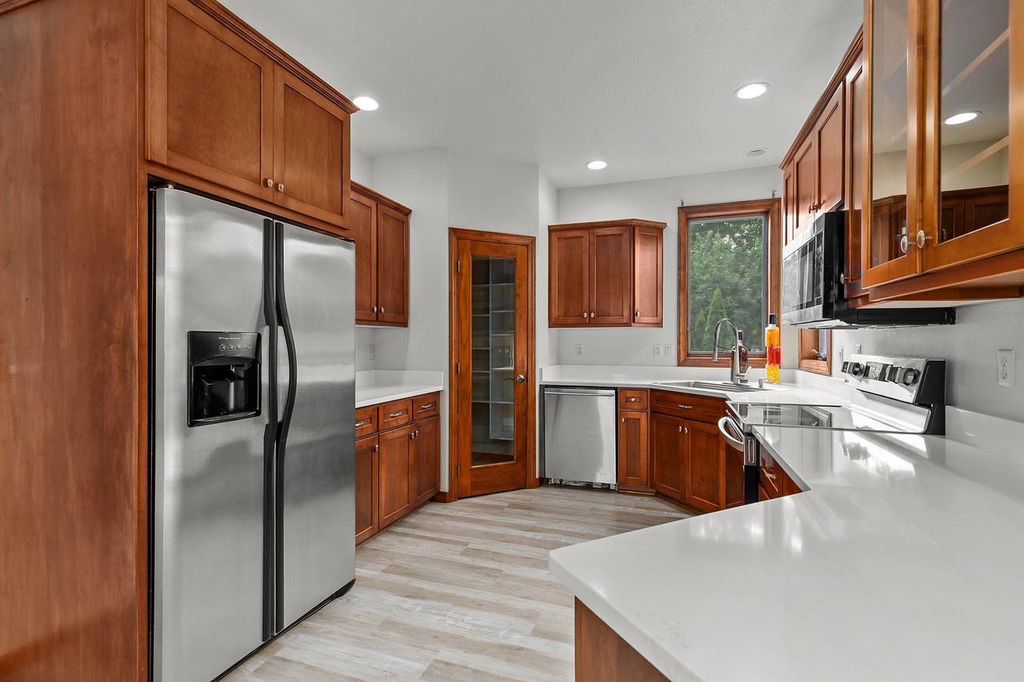 Photo of 231 Bosworth LANE, Neenah, WI 54956 (MLS # 50319374)