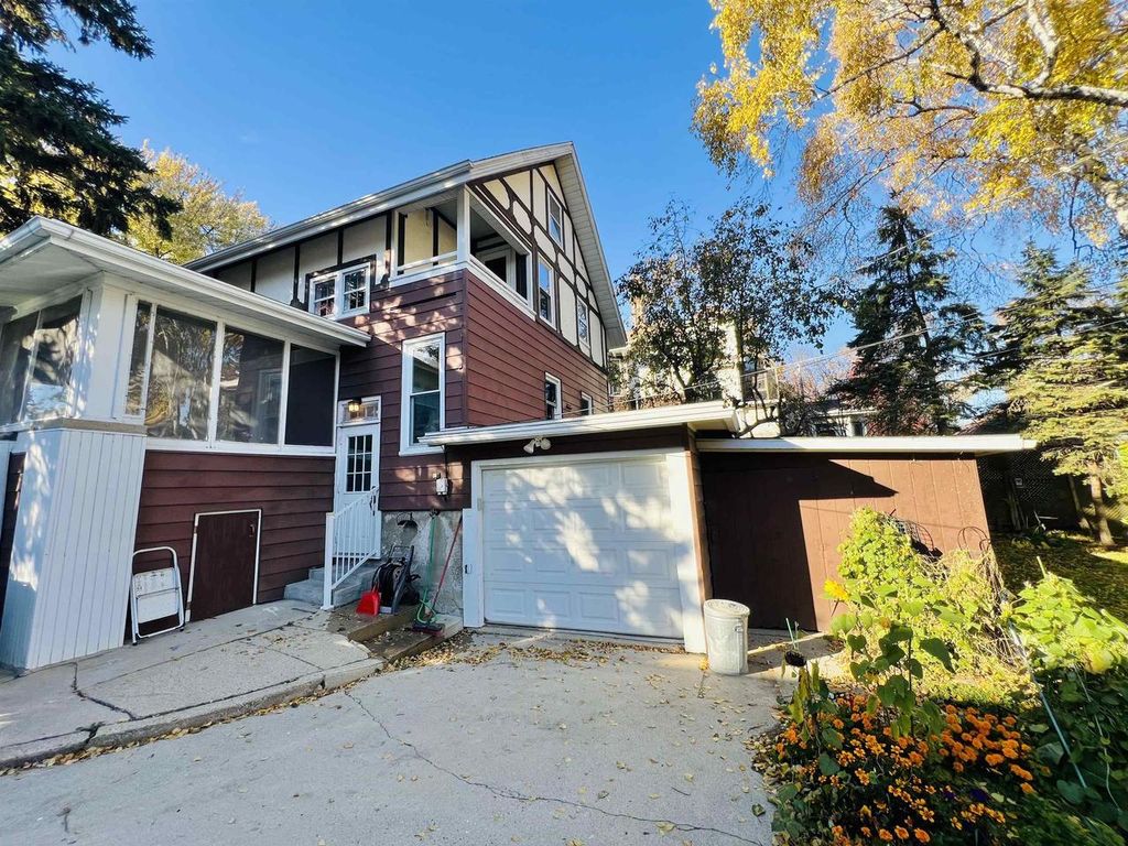 Photo of 113 N Vita AVENUE, Beaver Dam, WI 53916 (MLS # 2011744)