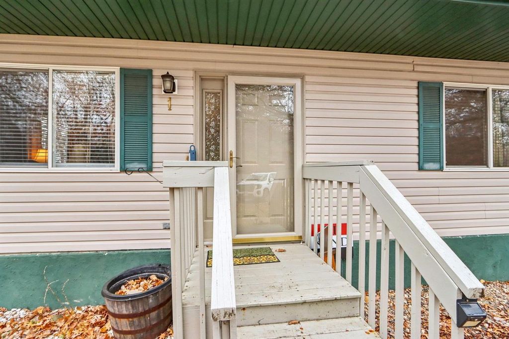 Photo of S6185 Bluff ROAD #1, Merrimac, WI 53561 (MLS # 2012773)