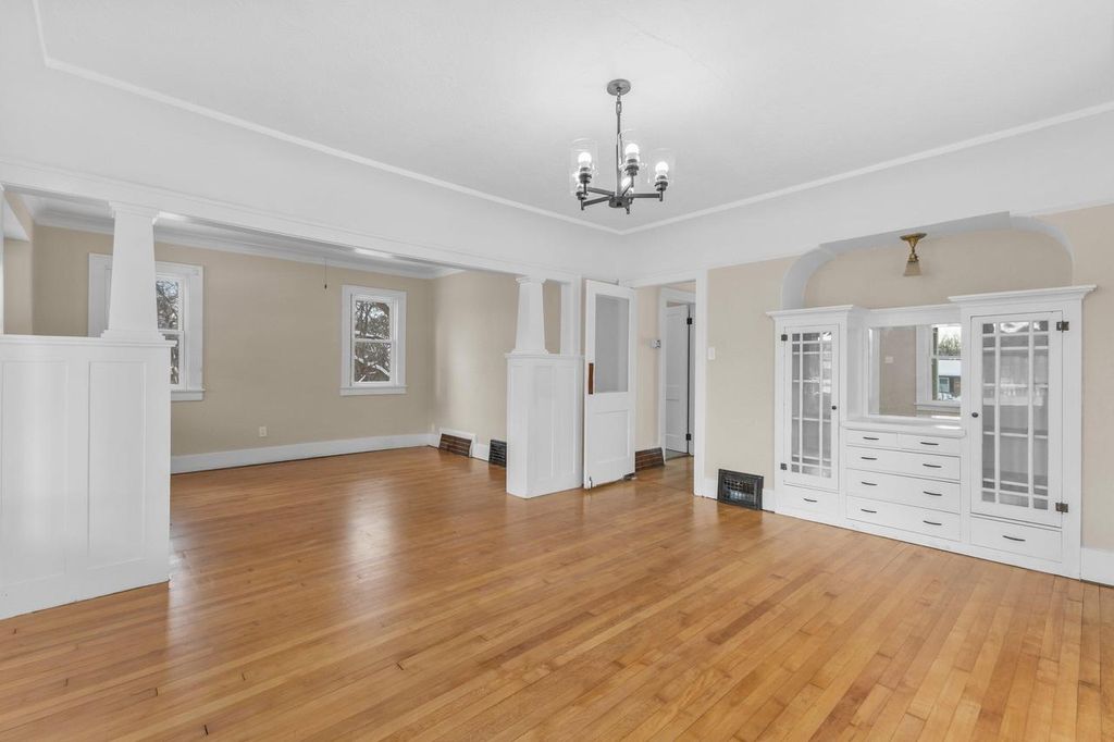 Photo of 202 W Brown Deer ROAD, Bayside, WI 53217 (MLS # 1944746)