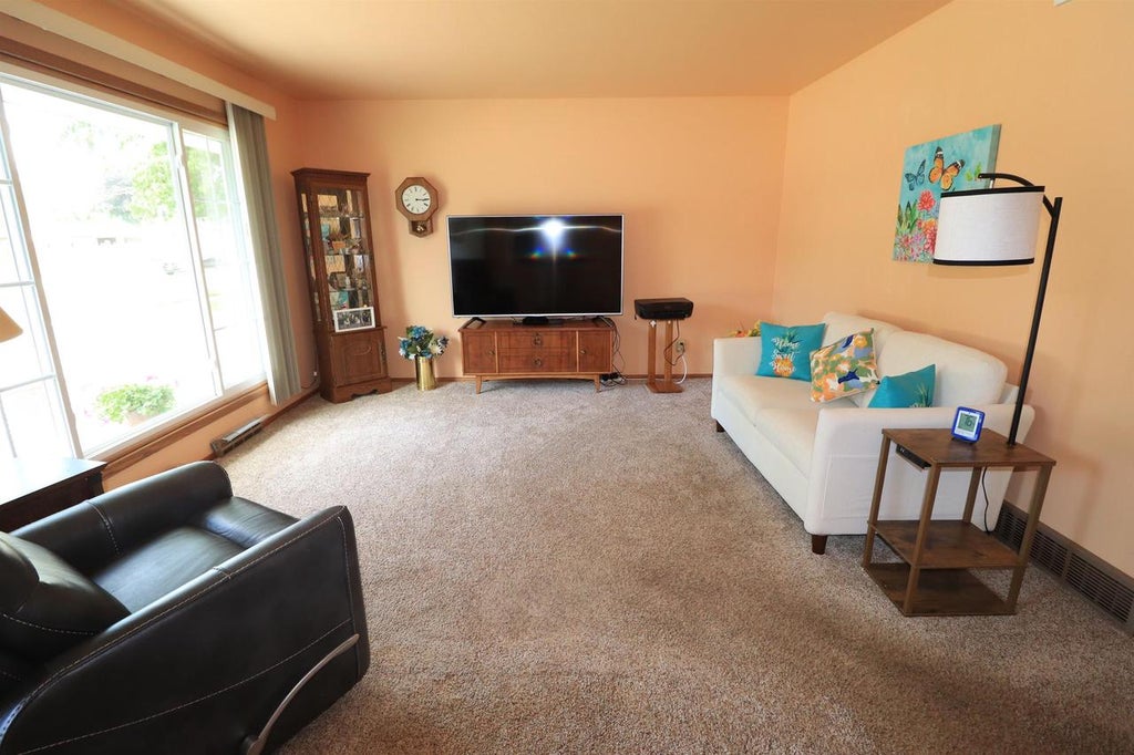 Photo of 1325 Nicolet STREET, Janesville, WI 53546 (MLS # 2030708)