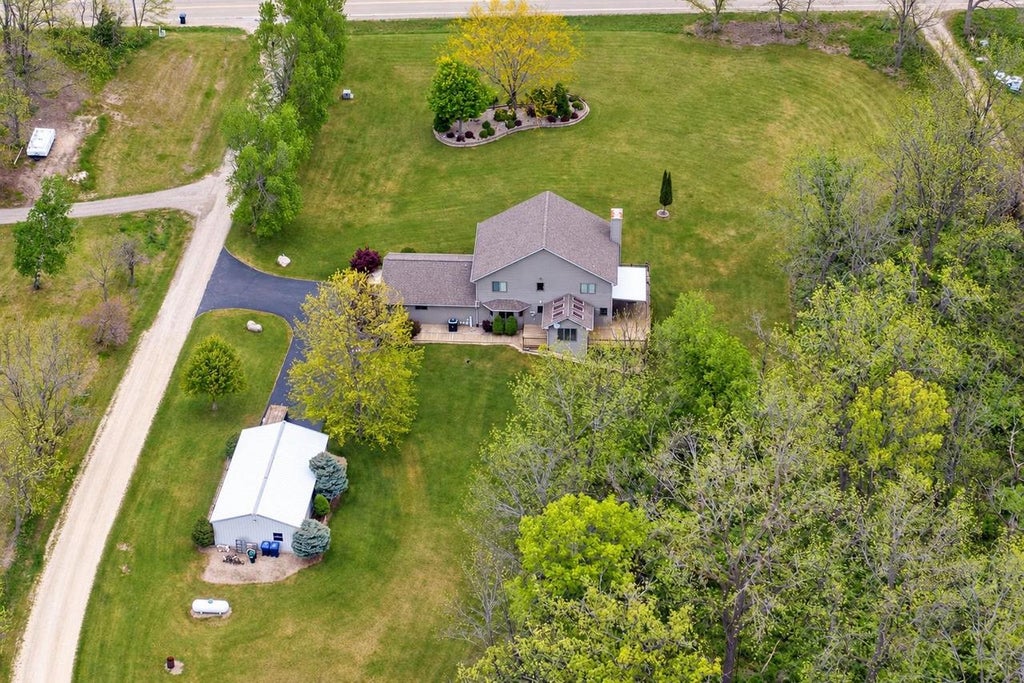 Photo of 775 County Road A, Edgerton, WI 53534 (MLS # 2022666)