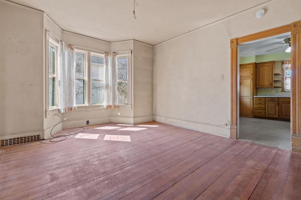 Photo of 543 N State STREET, Appleton, WI 54911 (MLS # 50323308)