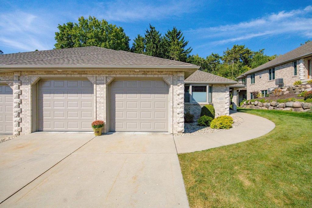 Photo of 1222 W Sherman AVENUE #P, Fort Atkinson, WI 53538 (MLS # 2008681)