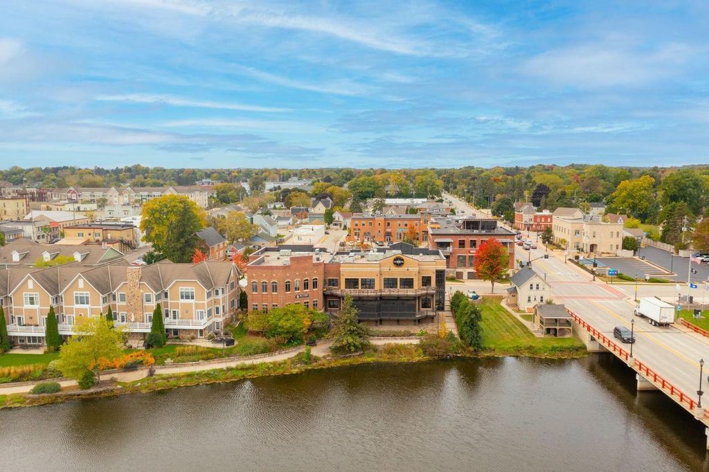 Photo of 1214 13th AVENUE #1218, Grafton, WI 53024 (MLS # 1944276)