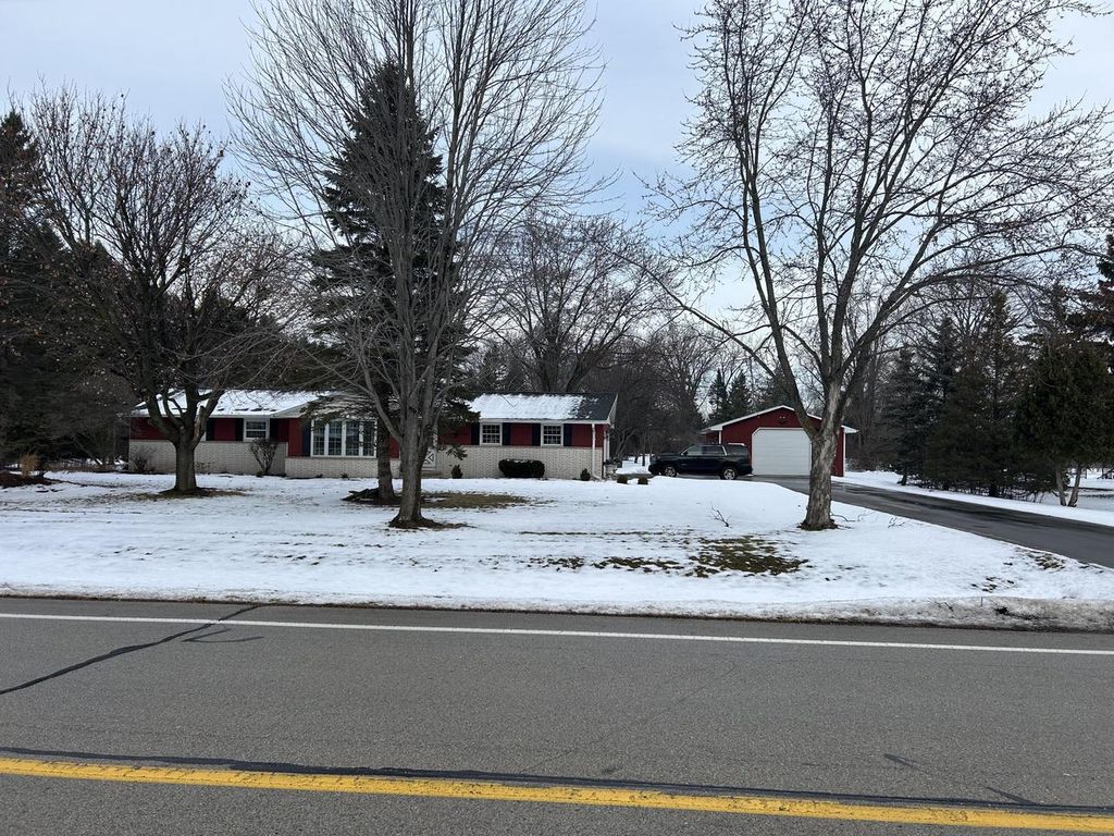 Photo of 1330 Fernando DRIVE, Ashwaubenon, WI 54115 (MLS # 1946899)