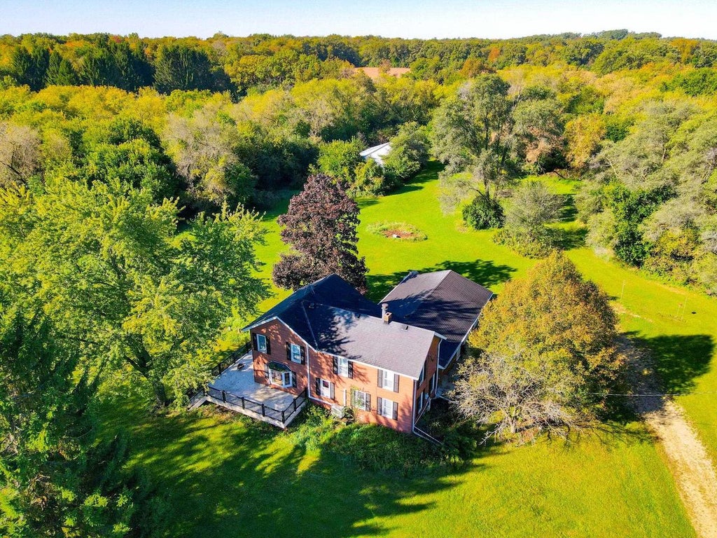 Photo of N2741 County Road Z ROAD, Dousman, WI 53118 (MLS # 2033956)