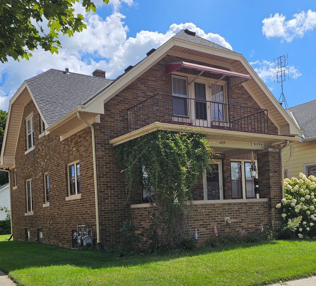 Photo of 2119 LaSalle STREET, Racine, WI 53402 (MLS # 1944073)