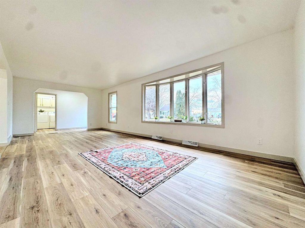 Photo of 1412 N Rexford STREET, Appleton, WI 54914 (MLS # 50319964)