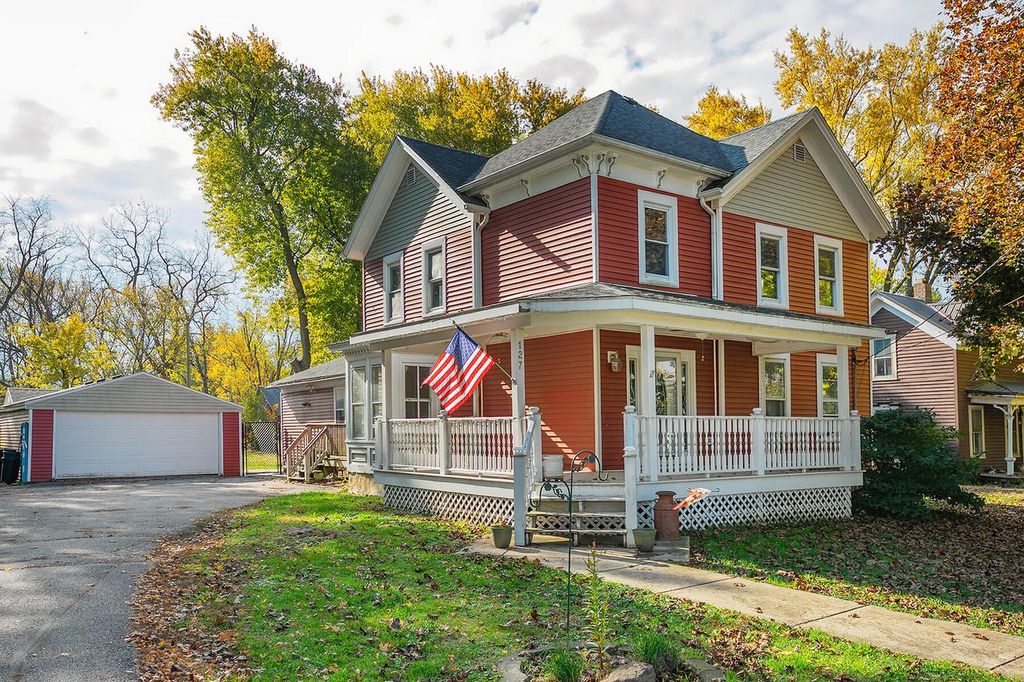 Photo of 127 Pleasant STREET, Sharon, WI 53585 (MLS # 1940742)