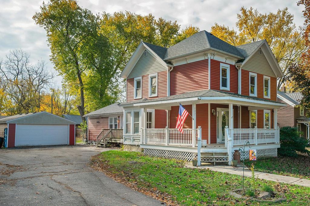 Photo of 127 Pleasant STREET, Sharon, WI 53585 (MLS # 1940742)