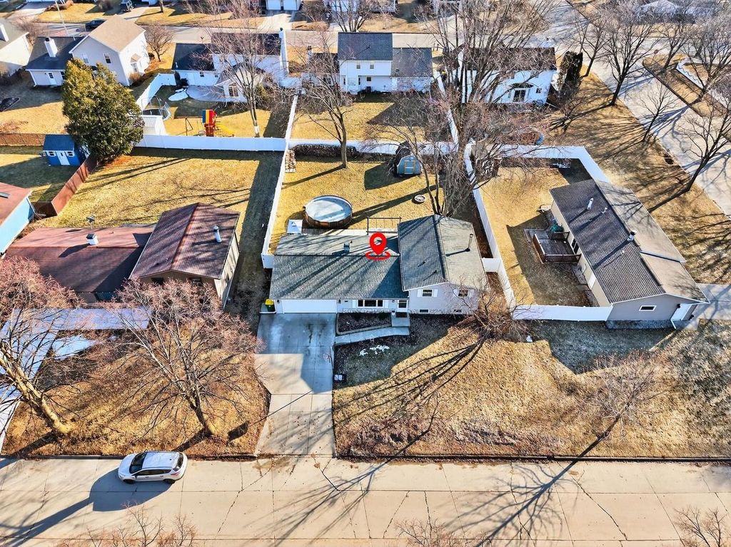 Photo of 2610 Vicki LANE, Green Bay, WI 54311 (MLS # 50321886)