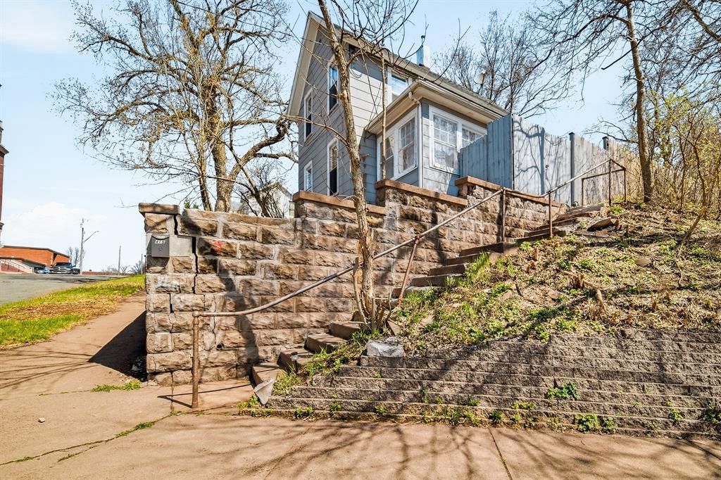 Photo of 415 Dewey STREET, Eau Claire, WI 54703 (MLS # 1600039)