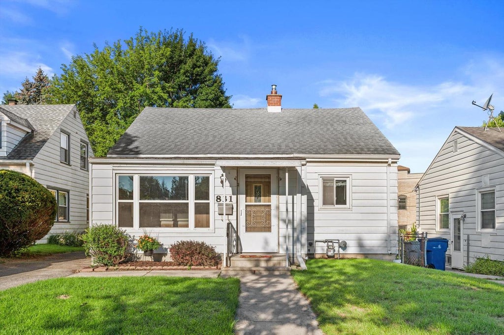 Photo of 831 N 54th STREET, Milwaukee, WI 53208 (MLS # 1980617)