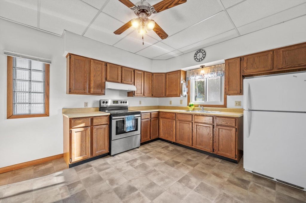 Photo of 831 N 54th STREET, Milwaukee, WI 53208 (MLS # 1980617)