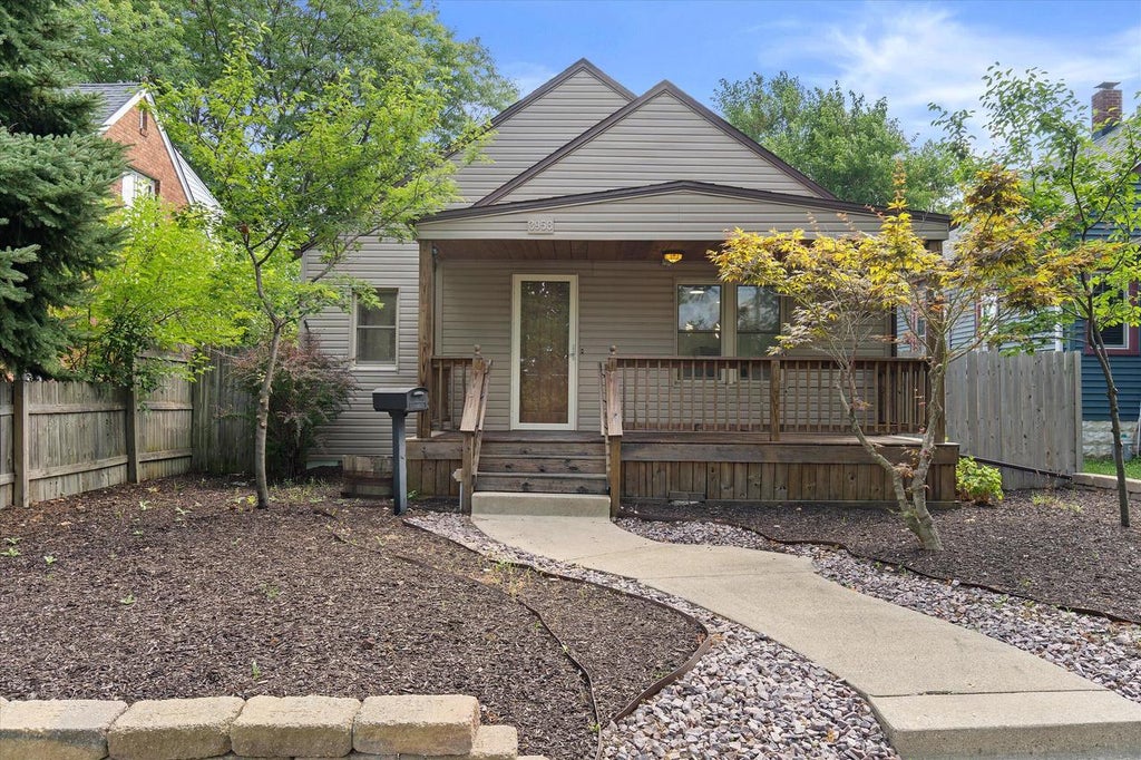 Photo of 3958 S 3rd STREET, Milwaukee, WI 53207 (MLS # 1975388)