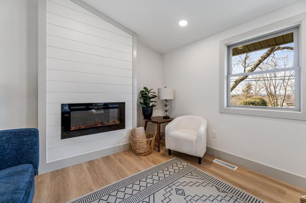 Photo of 3731 Cliffside DRIVE, La Crosse, WI 54601 (MLS # 1947199)