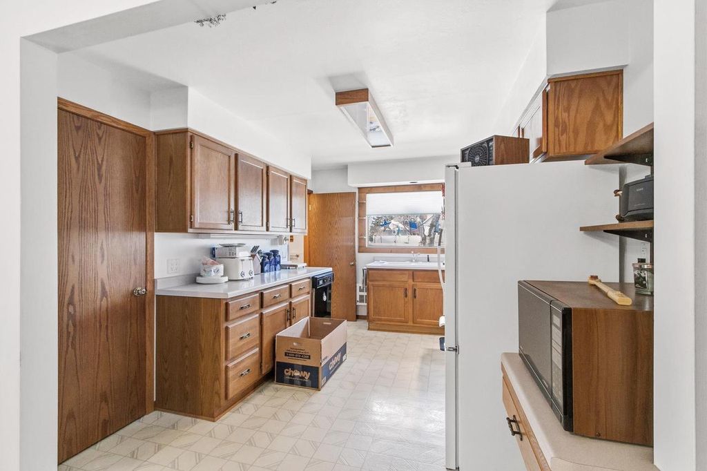 Photo of 801 Park STREET, Baraboo, WI 53913 (MLS # 2019053)