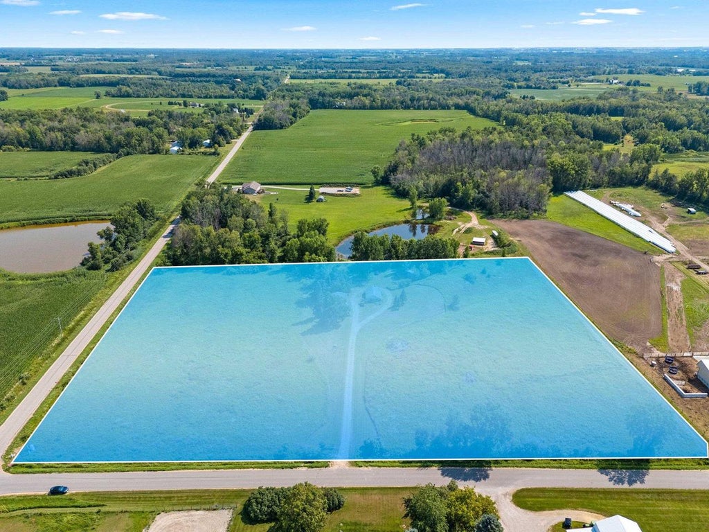 Photo of W525 Town Line ROAD, Krakow, WI 54137 (MLS # 50330348)
