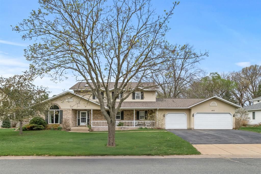 Photo of 420 Southwood COURT, Eau Claire, WI 54701 (MLS # 1600418)