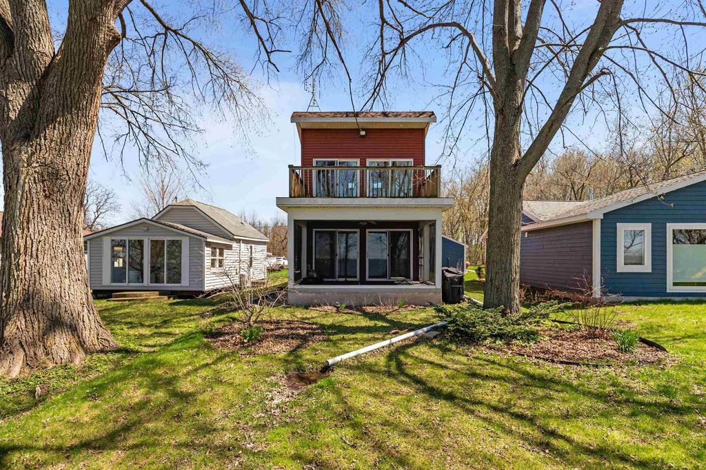 Photo of N9896 Winnebago Heights ROAD, Malone, WI 53049 (MLS # 50324171)